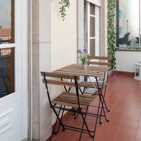 Apartment With Balcony In The Square Porto Ngoại thất bức ảnh