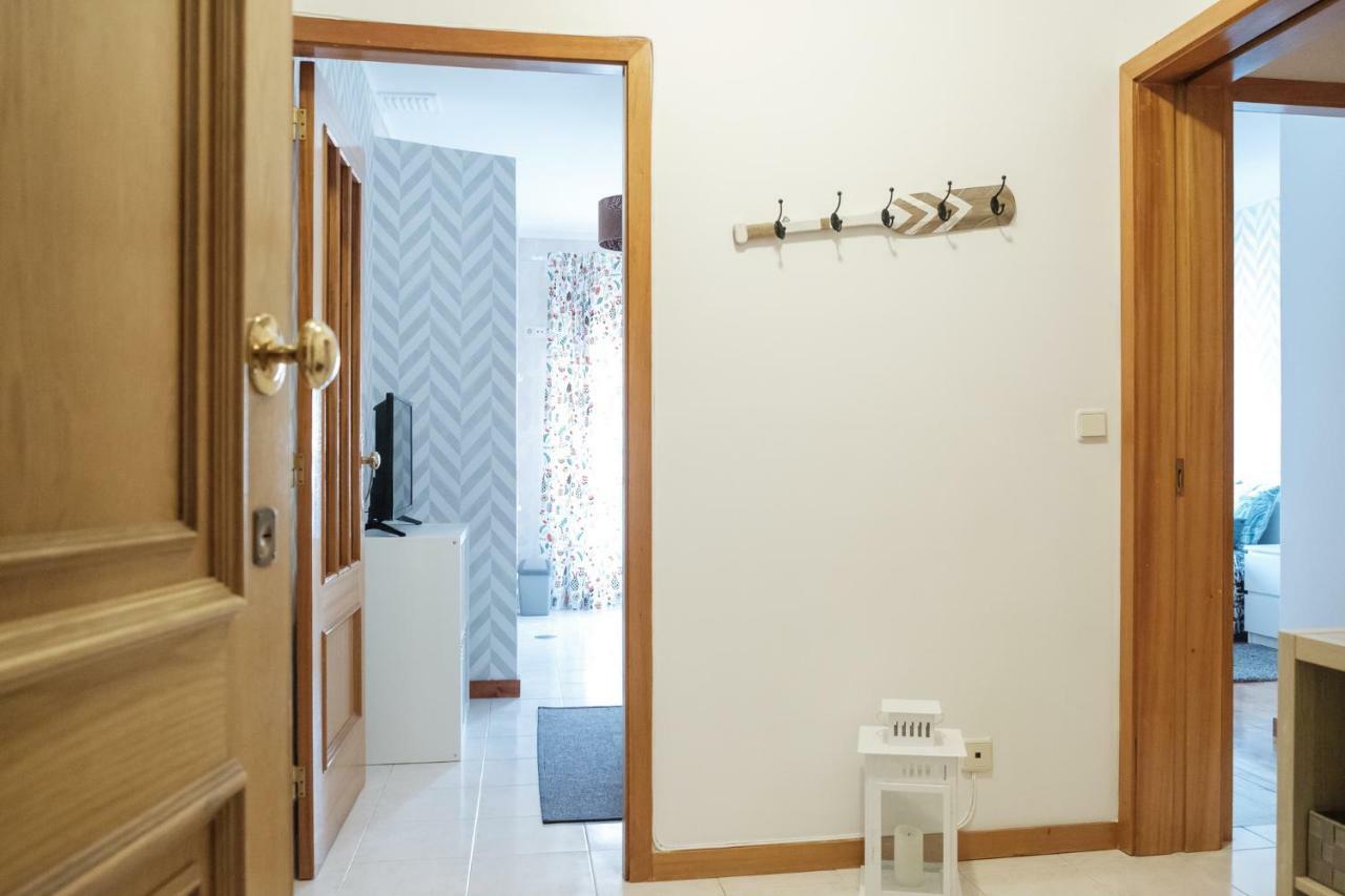 Apartment With Balcony In The Square Porto Ngoại thất bức ảnh