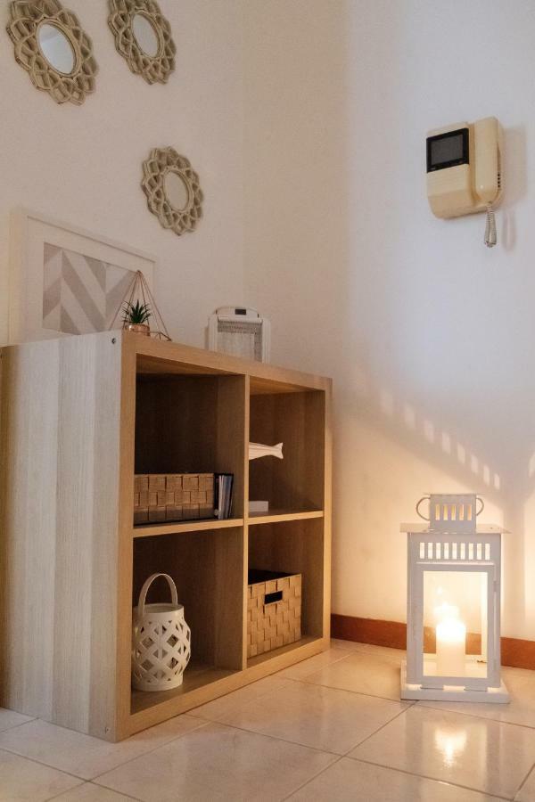 Apartment With Balcony In The Square Porto Ngoại thất bức ảnh